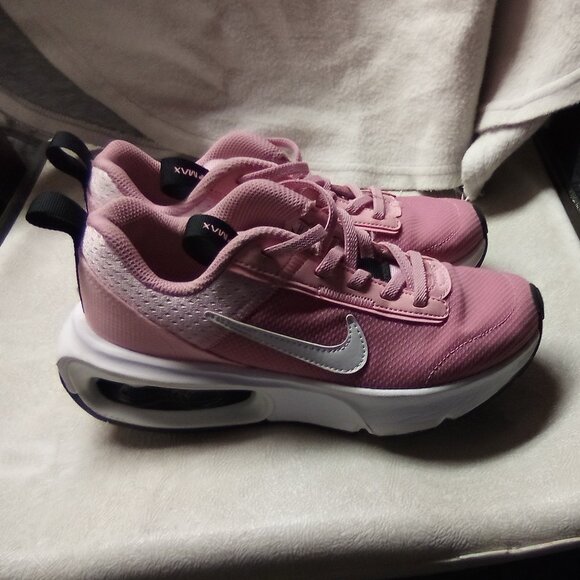 Nike Other - Nike Girls Air Max Intrik TD Sneakers